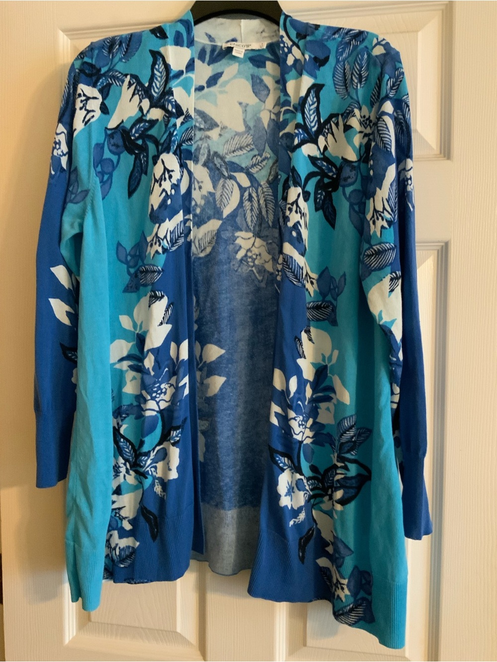 Chico's Women's Blue White Floral Knit Open Front Long Sleeve Cardigan Size 3